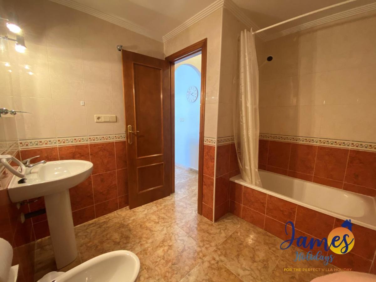 טורבייחה La Cinuelica, R1 1St Floor Apartment Com Pool L180 מראה חיצוני תמונה
